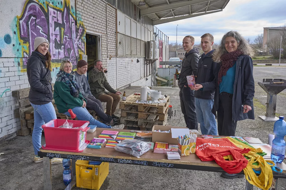 Personen v.l.n.r.: Tanja Trenkler(1), Nicola Schaly(3), Moritz Woll(5) und Kerstin Himmelmann(7)